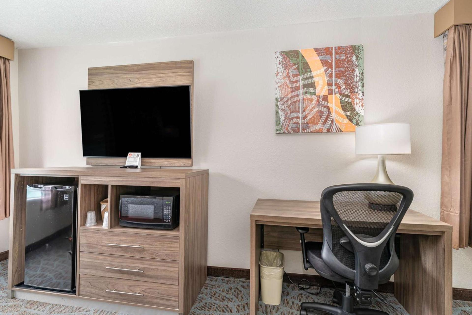 Best Western Kernersville photo 37