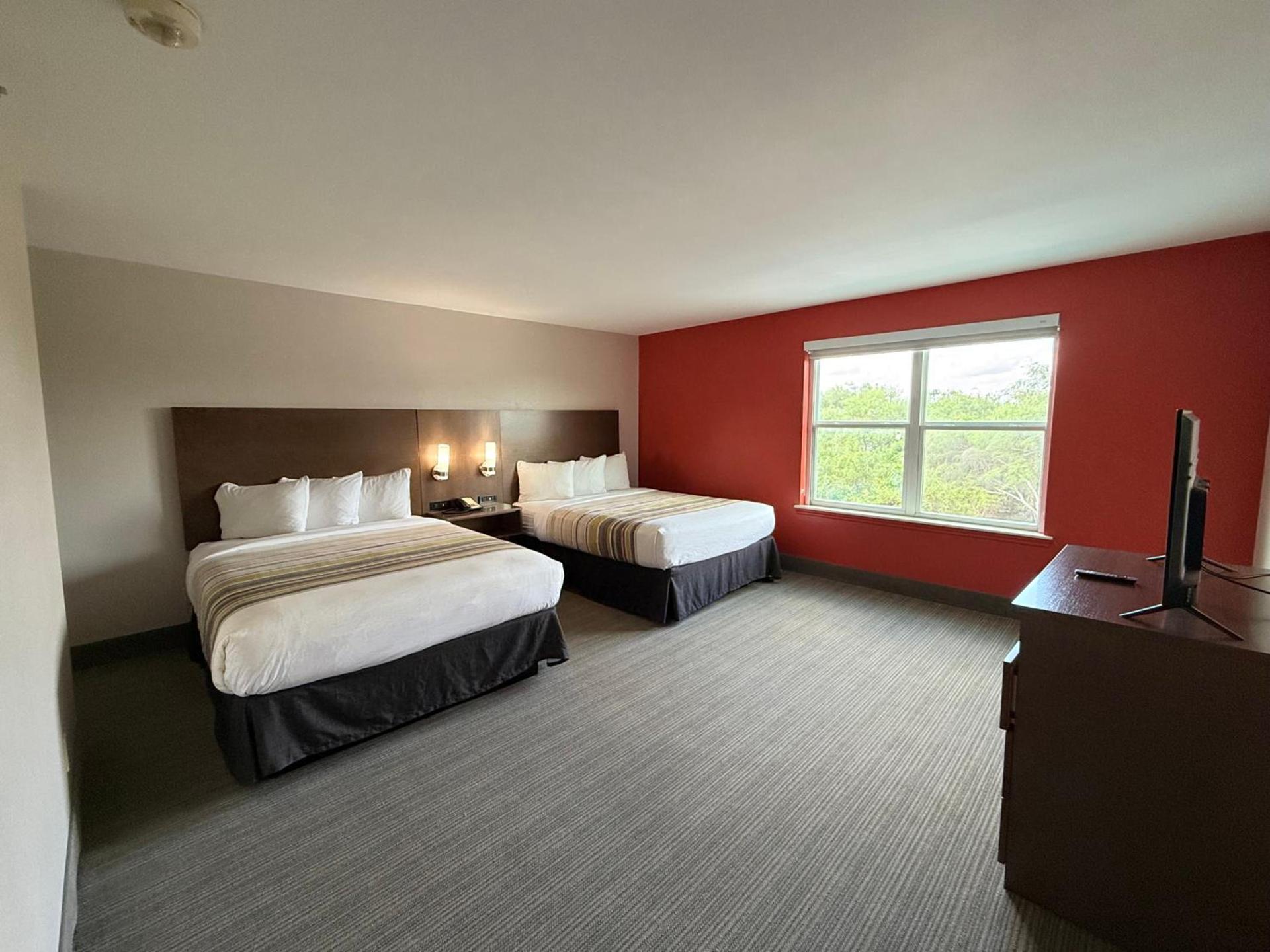 Country Inn & Suites by Radisson, Harlingen, TX photo 80