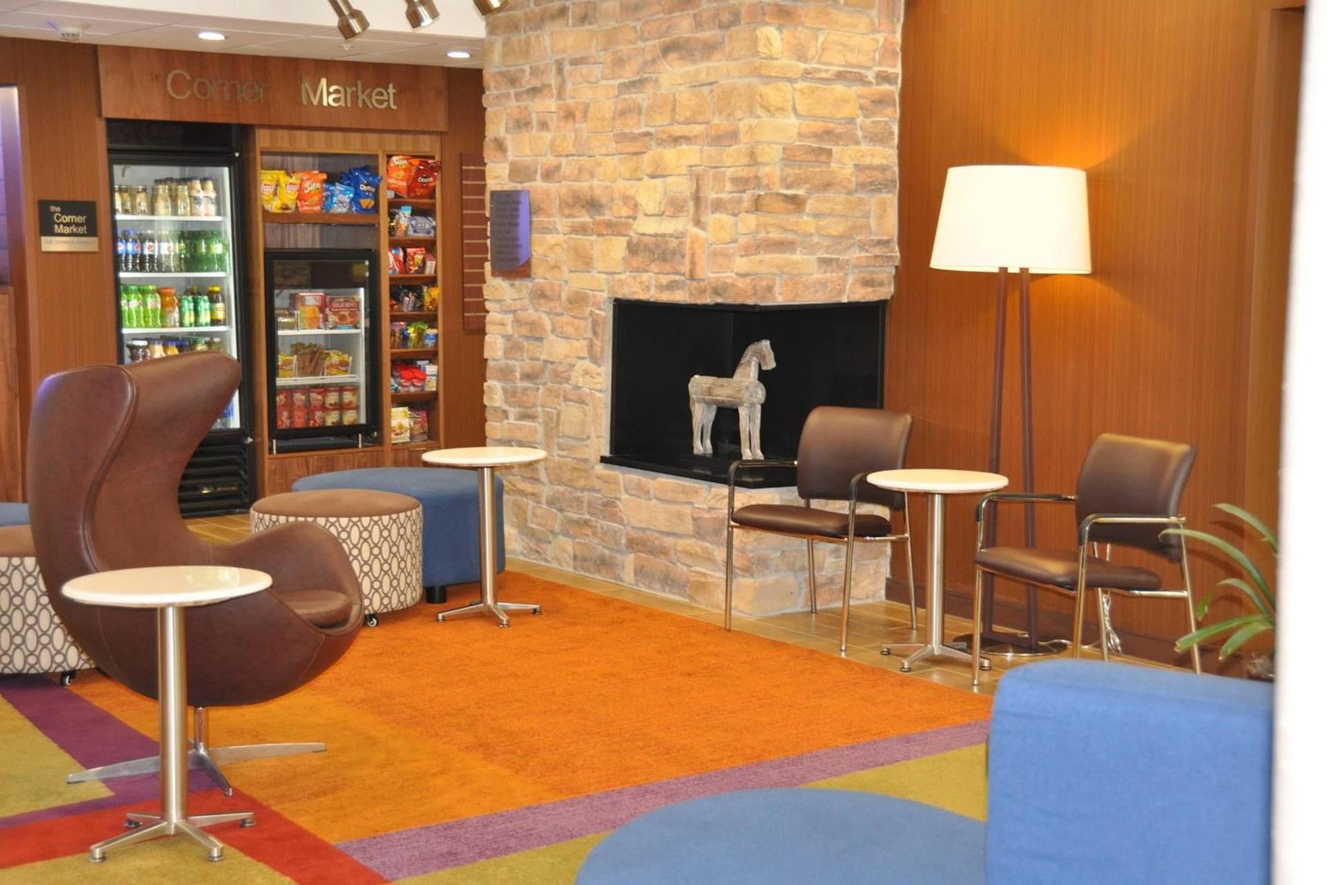 Fairfield Inn & Suites by Marriott Fort Myers Cape Coral photo 6