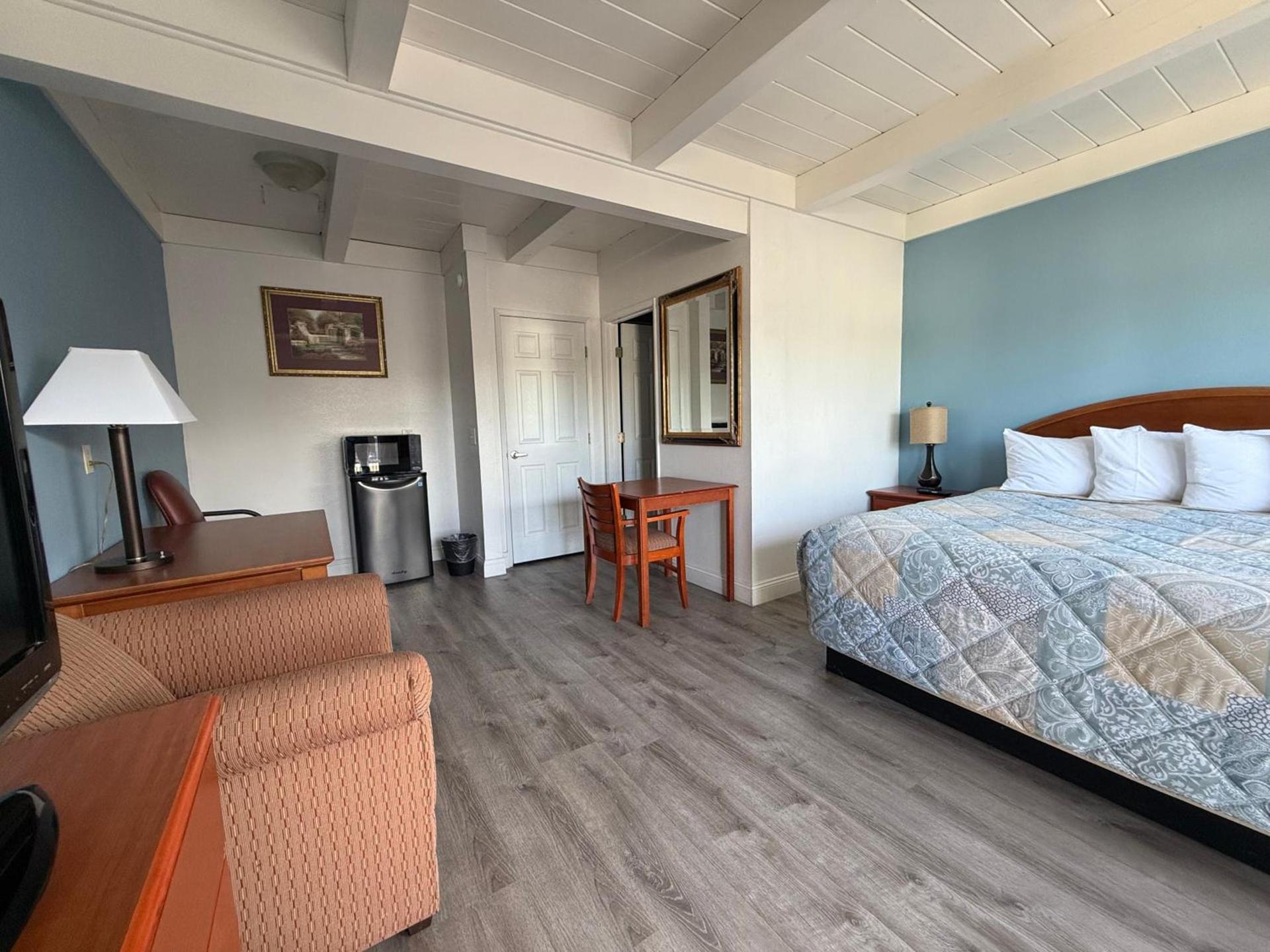 All Seasons Lodge photo 10