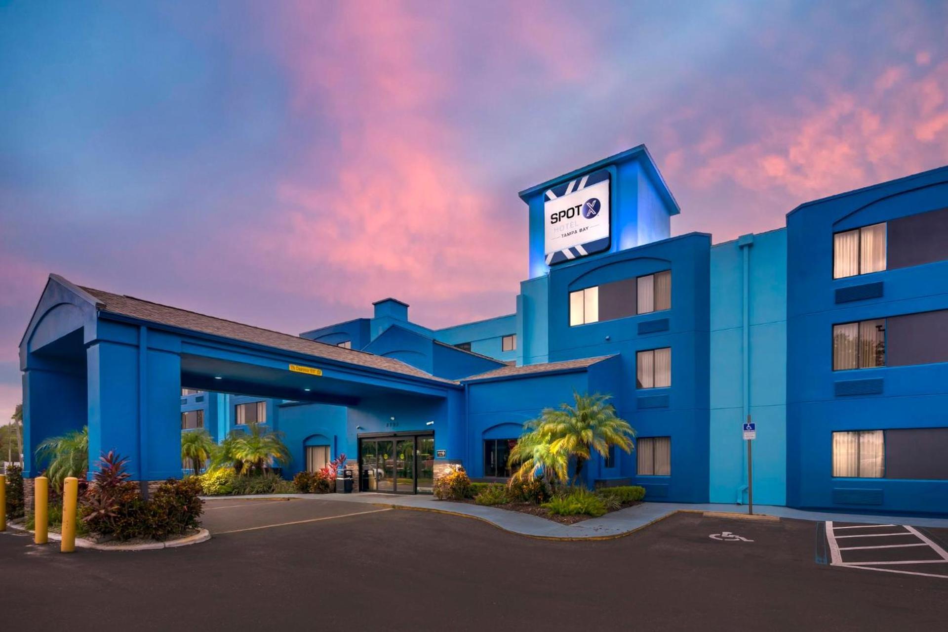 SPOT X Hotel Tampa - Wesley Chapel by The Red Collection photo 66