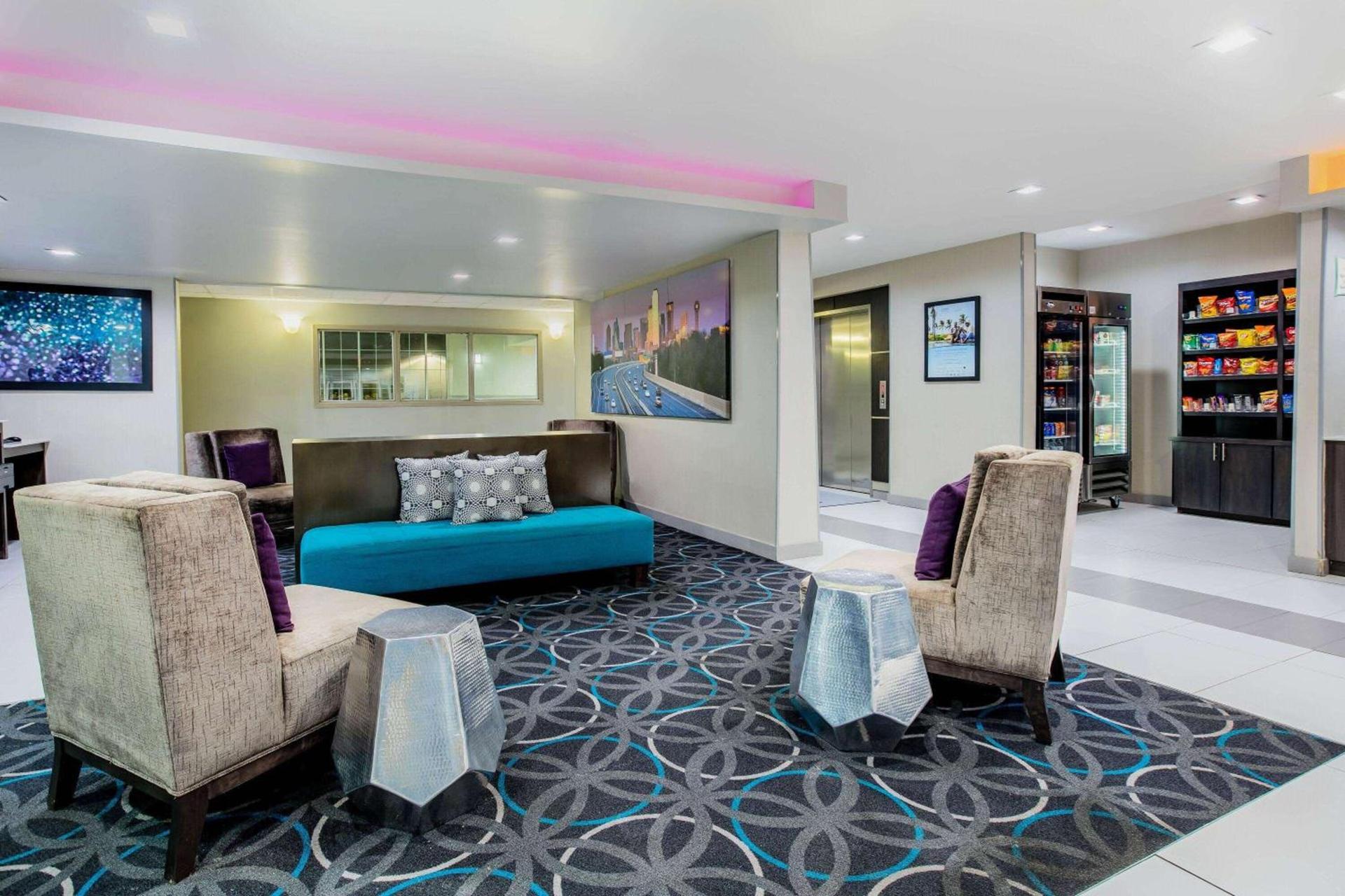 La Quinta by Wyndham Dallas Mesquite photo 5