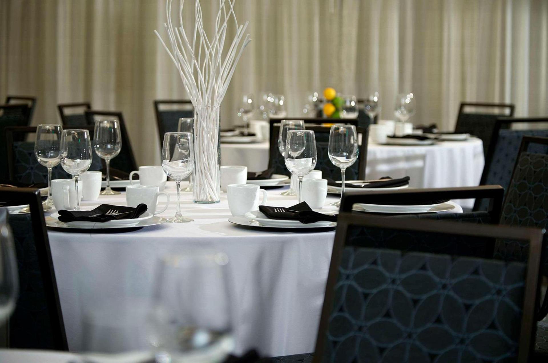 Cambria Hotel Phoenix Chandler - Fashion Center photo 34