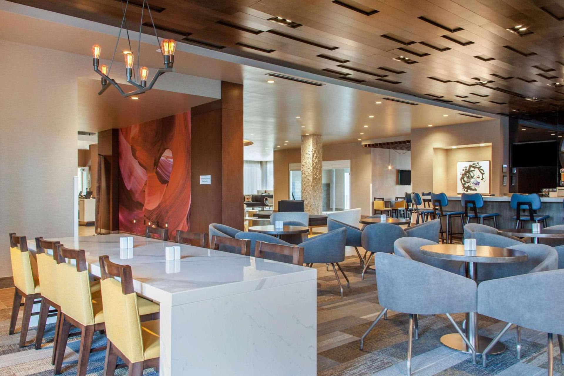 Cambria Hotel Phoenix Chandler - Fashion Center photo 43