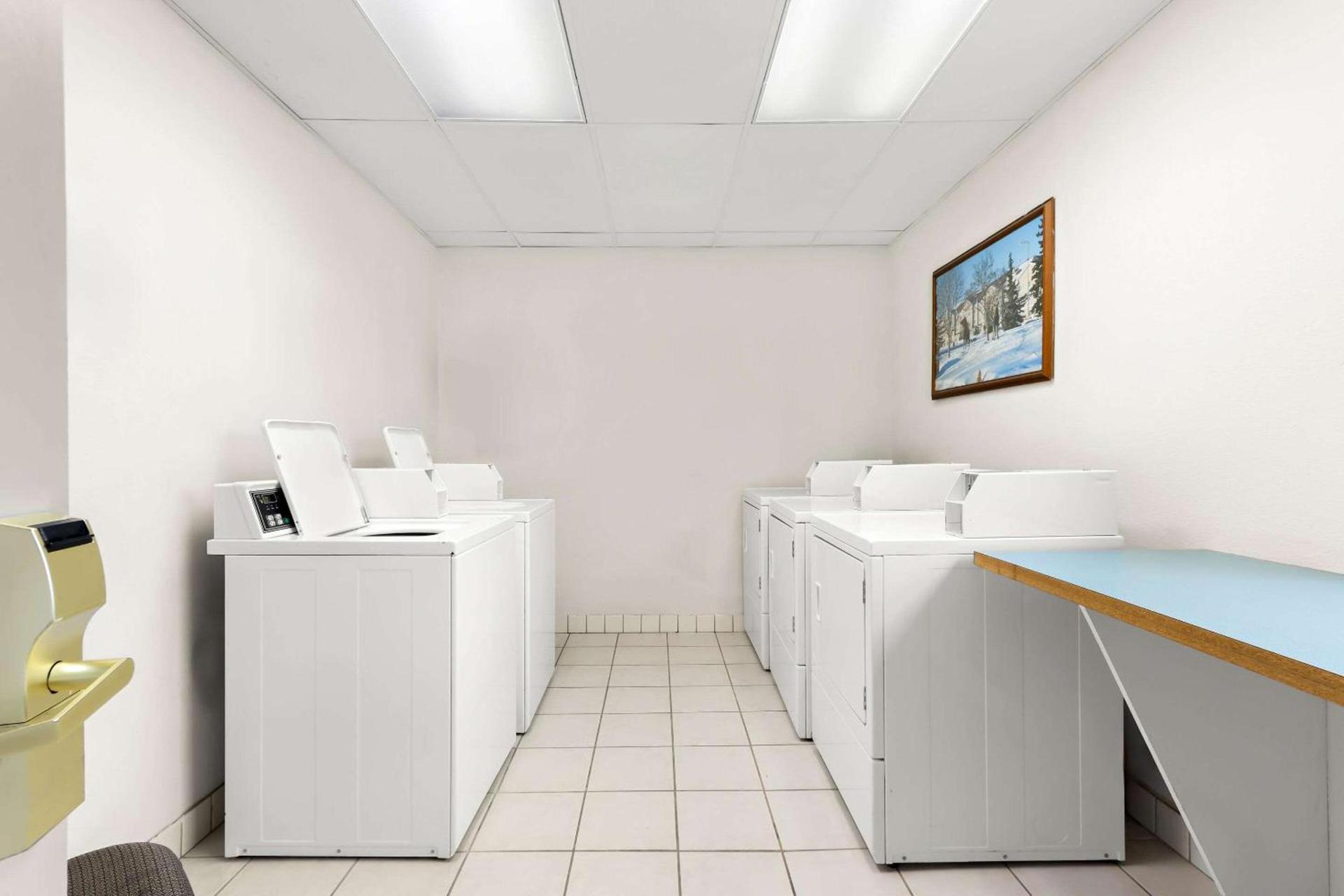 Clarion Suites Anchorage Downtown photo 15