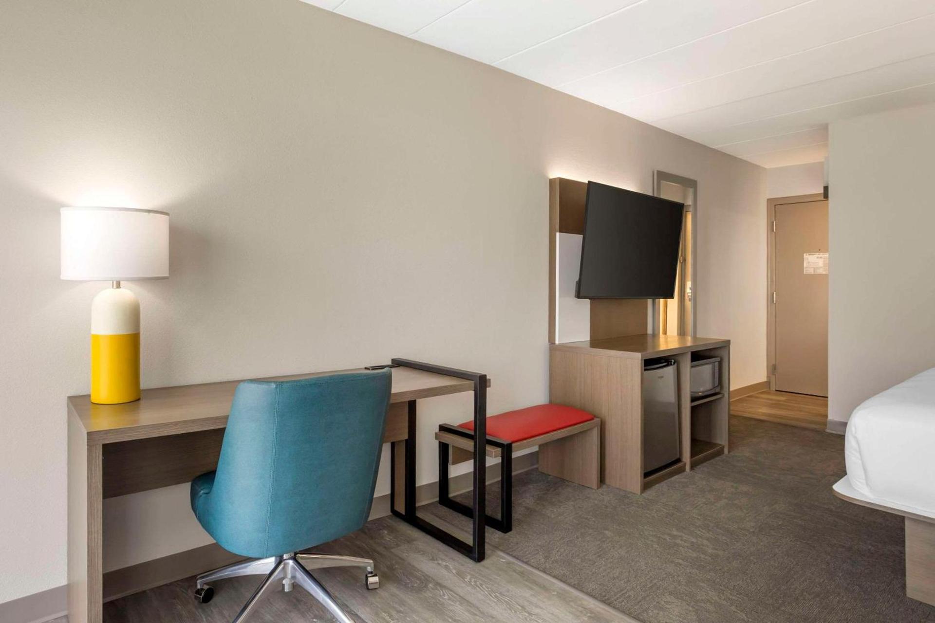 Comfort Inn Edgewater on Hudson River photo 11