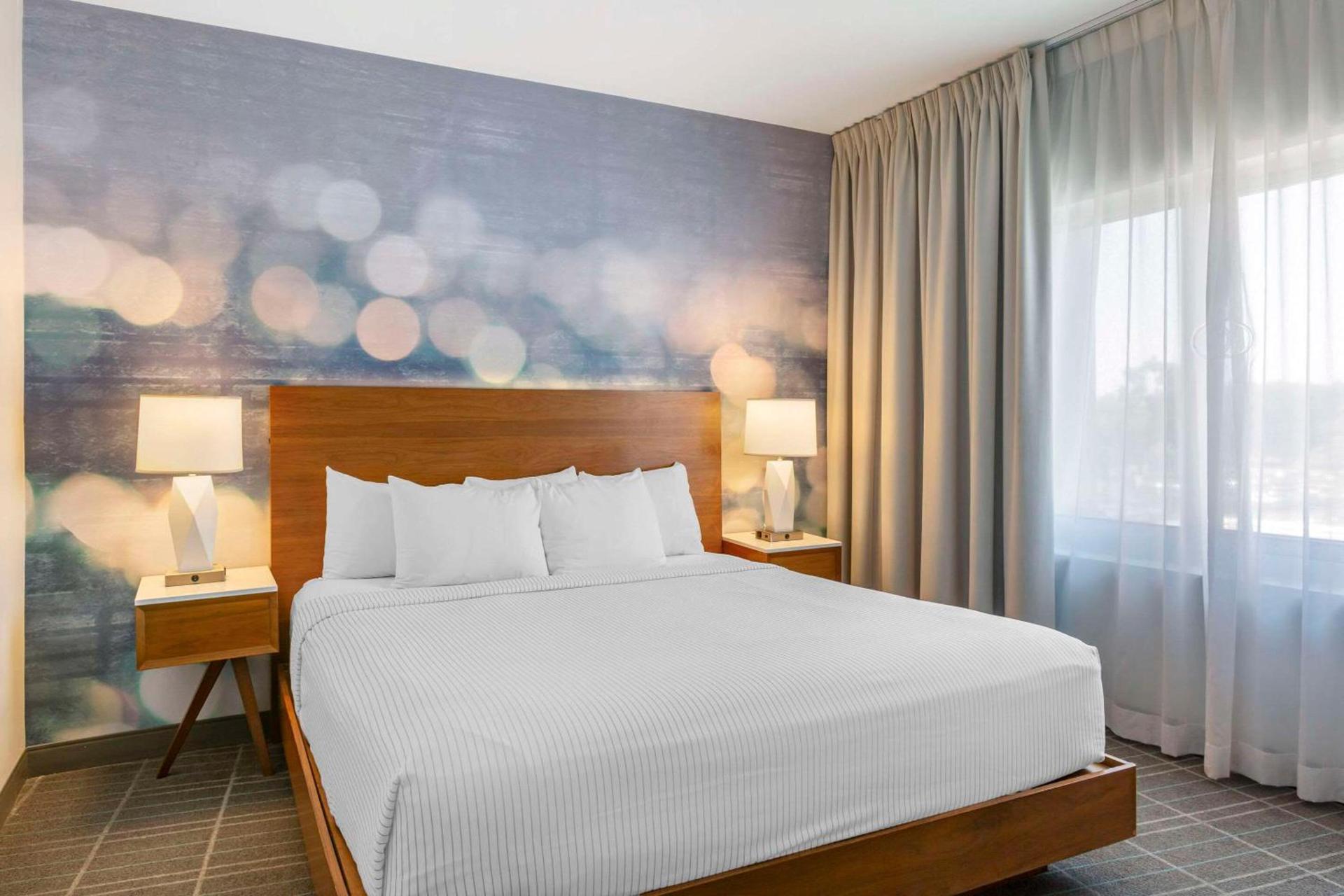 Cambria Hotel LAX photo 16