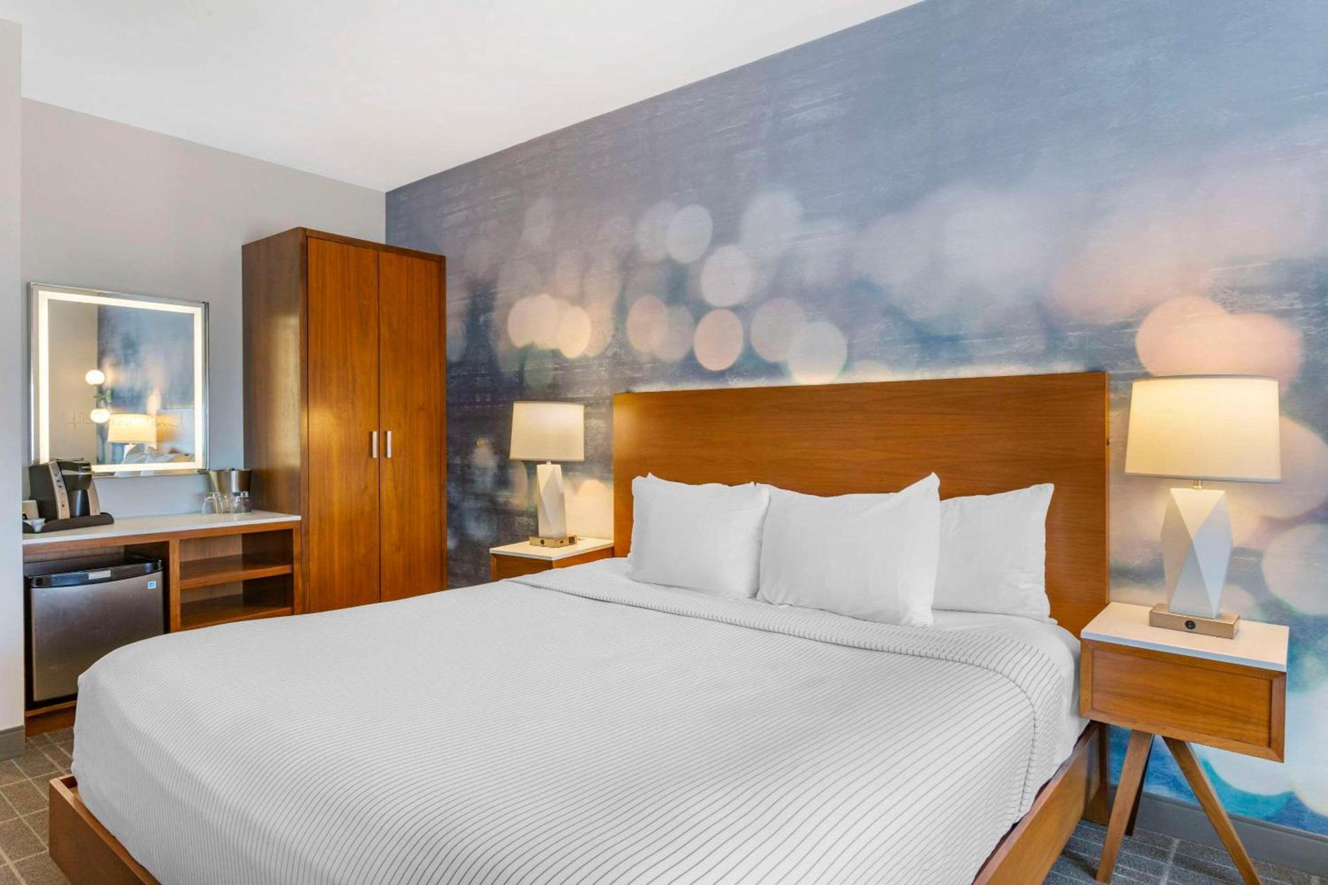 Cambria Hotel LAX photo 20