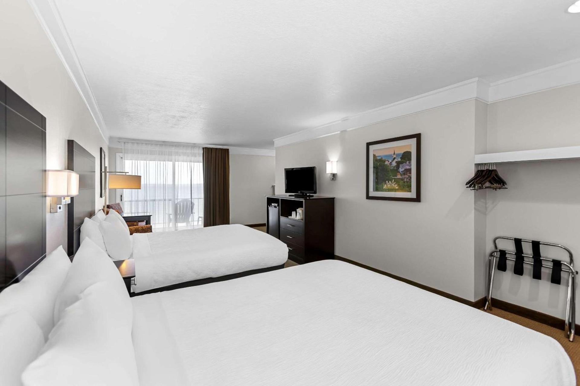 Quality Inn Lakefront photo 45