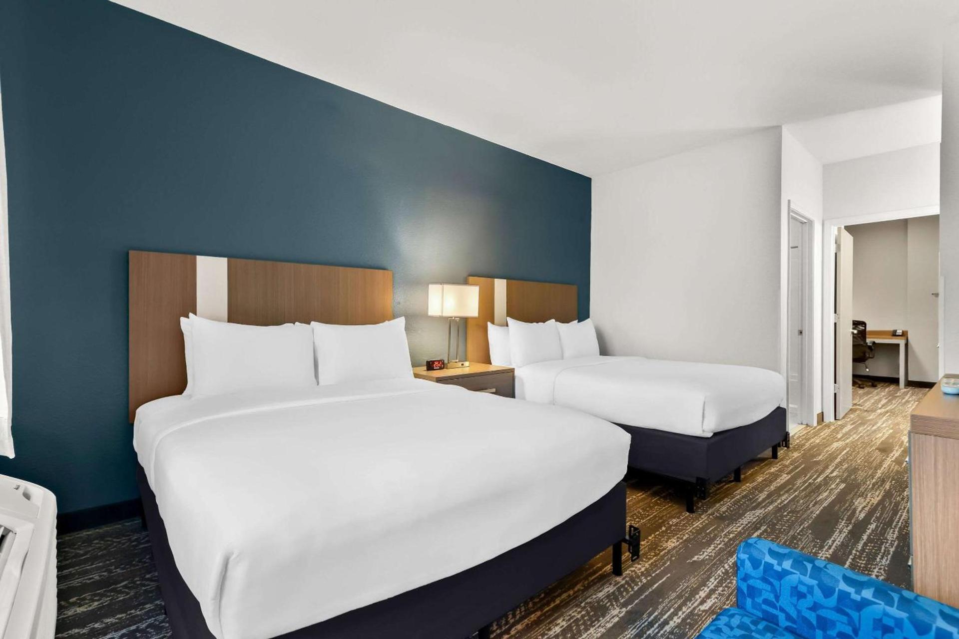 Clarion Suites Anchorage Downtown photo 7
