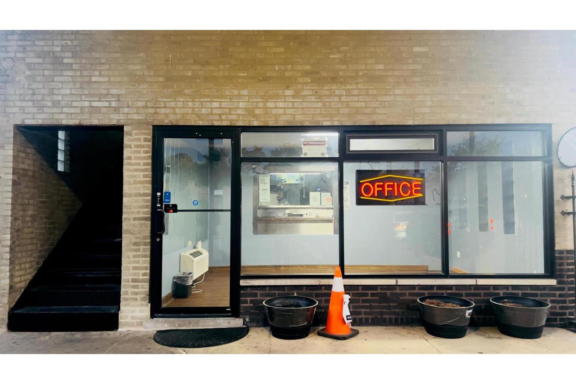 Best Motel By OYO Chicago I-90 photo 6