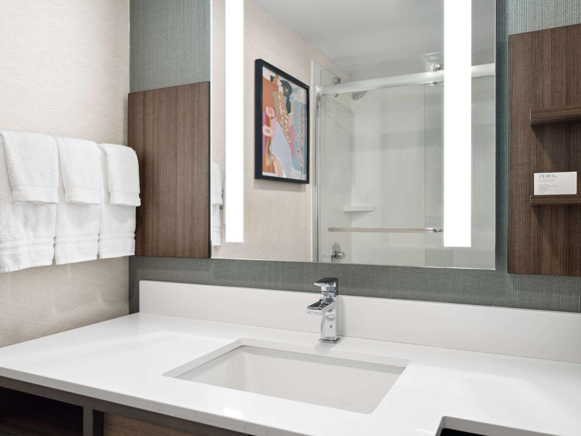 Hilton Garden Inn Bloomington photo 39