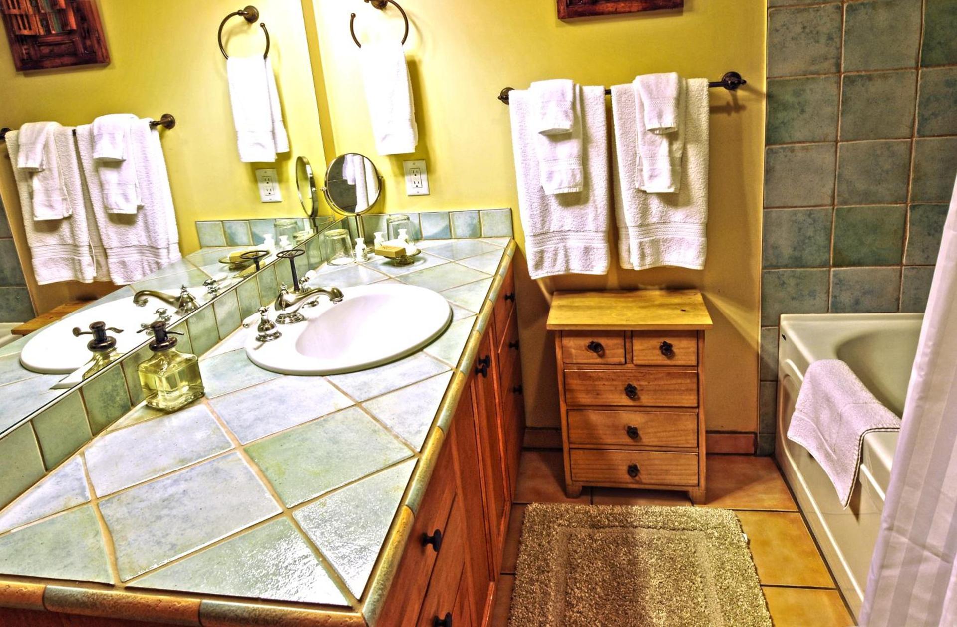 Blue Iguana Inn photo 24