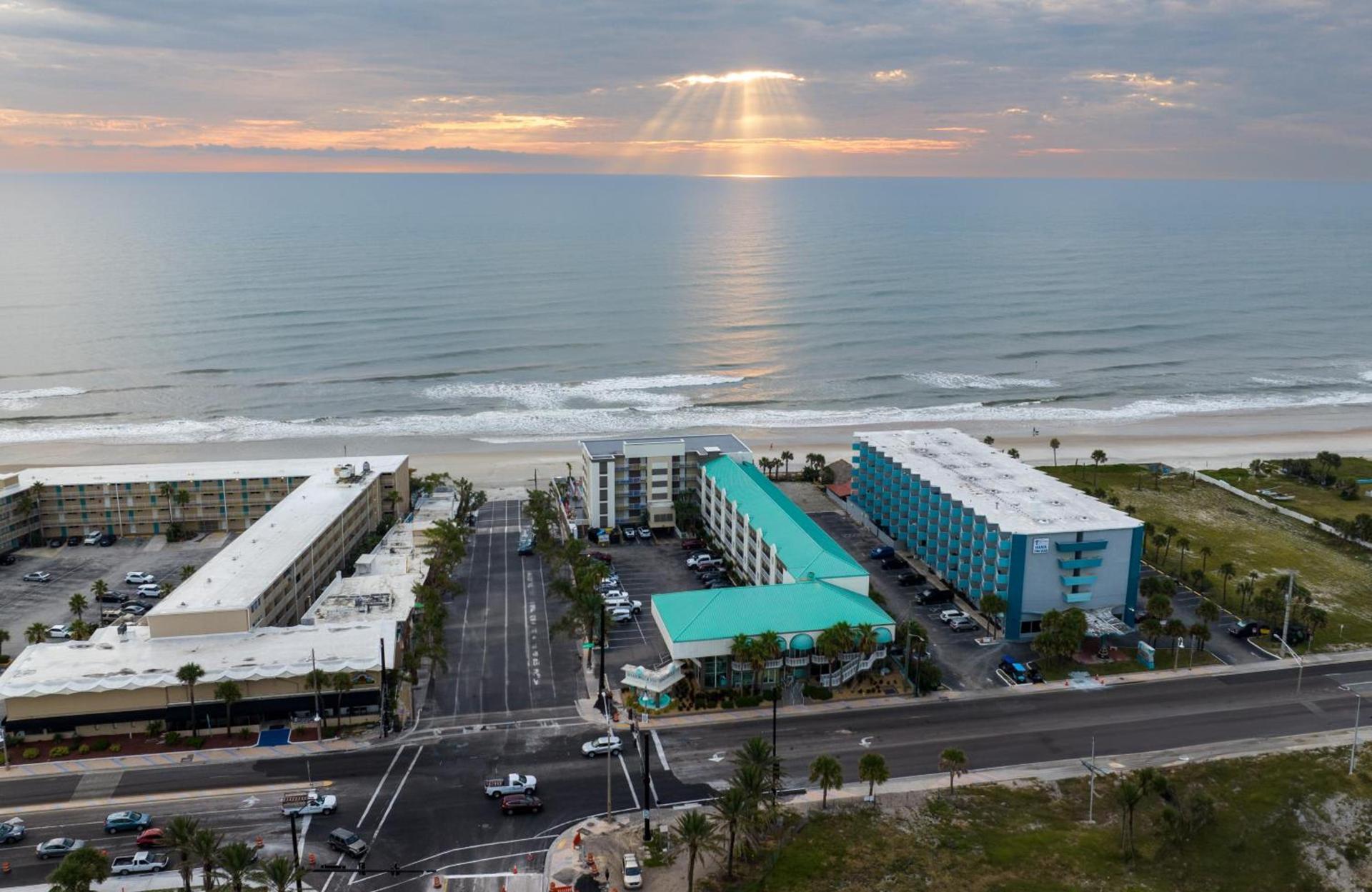 Boardwalk Inn and Suites photo 67