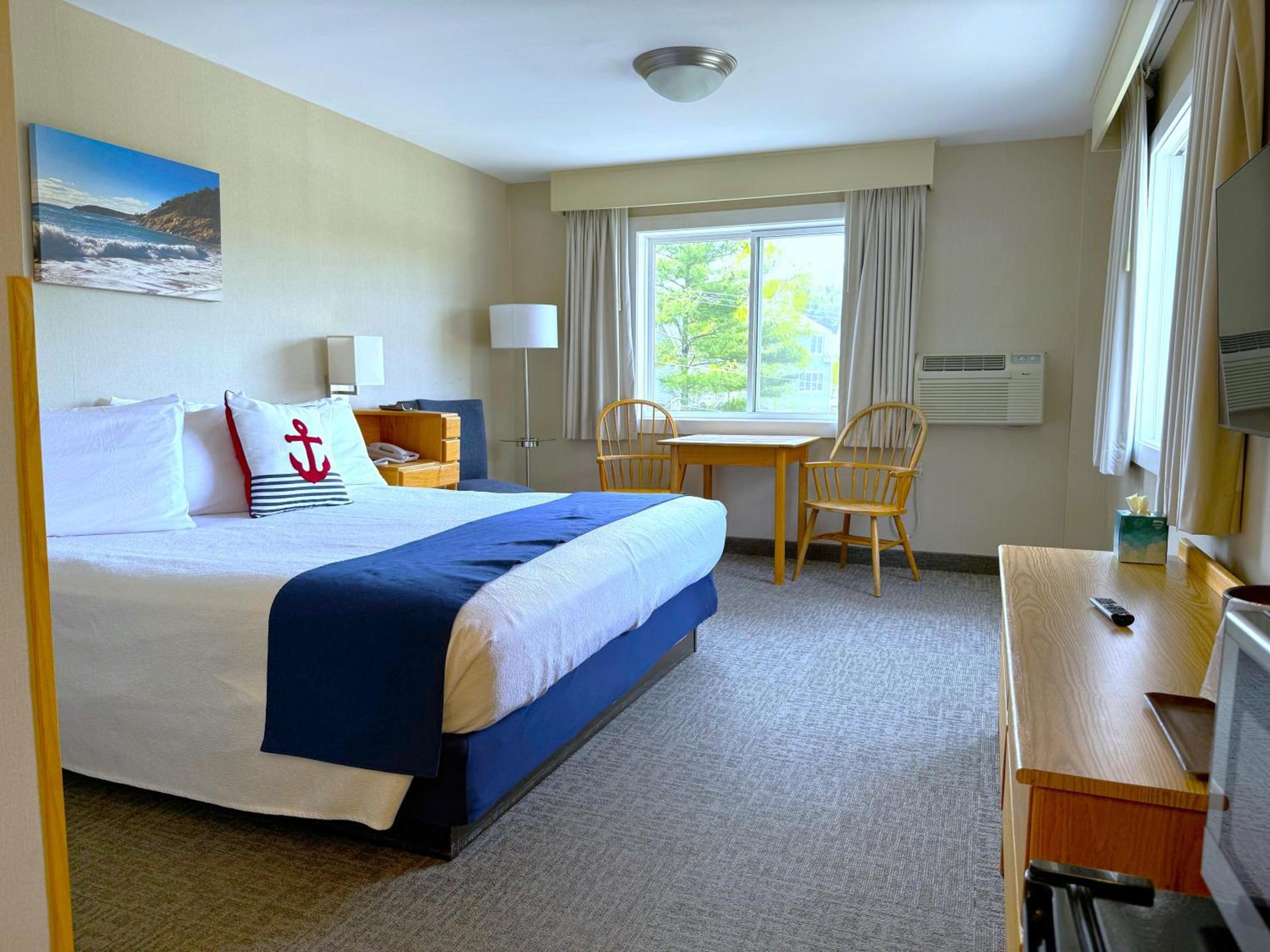 Atlantic Eyrie Lodge photo 7