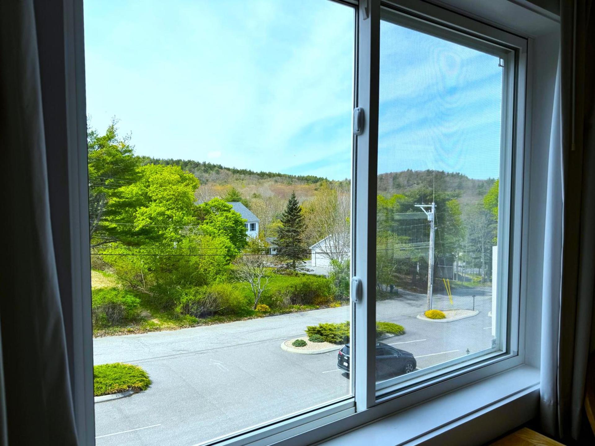 Atlantic Eyrie Lodge photo 41