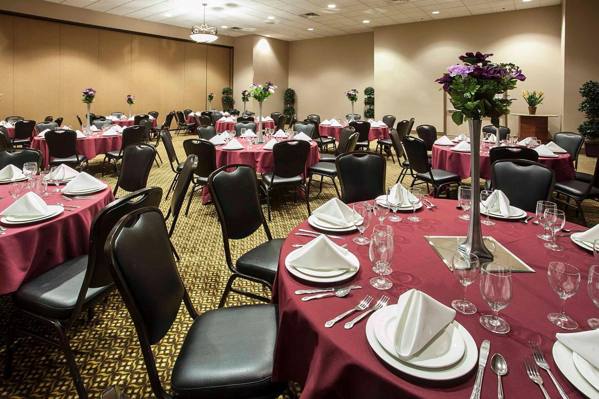Pahrump Nugget Hotel & Casino photo 23