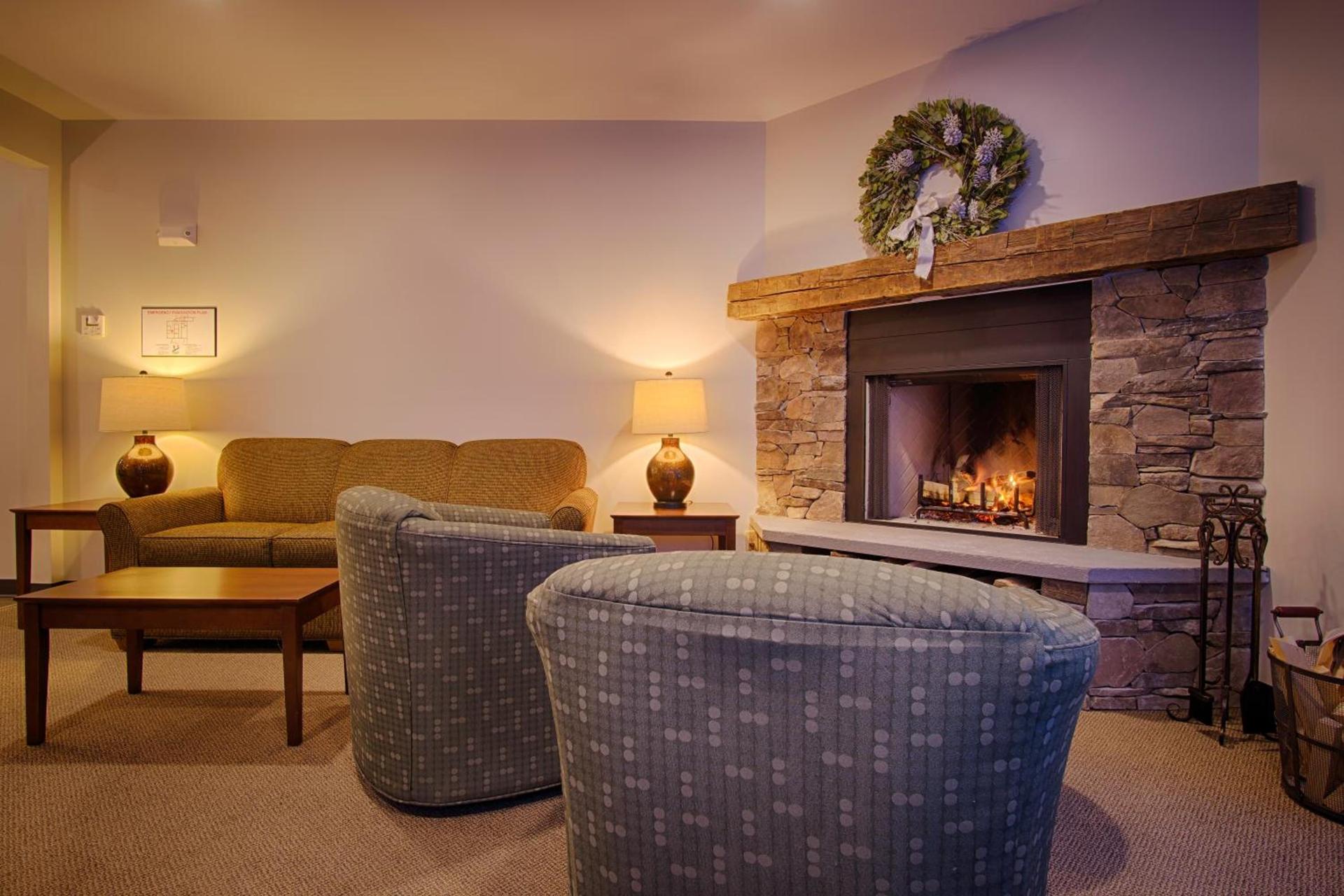 Sun & Ski Inn and Suites photo 42