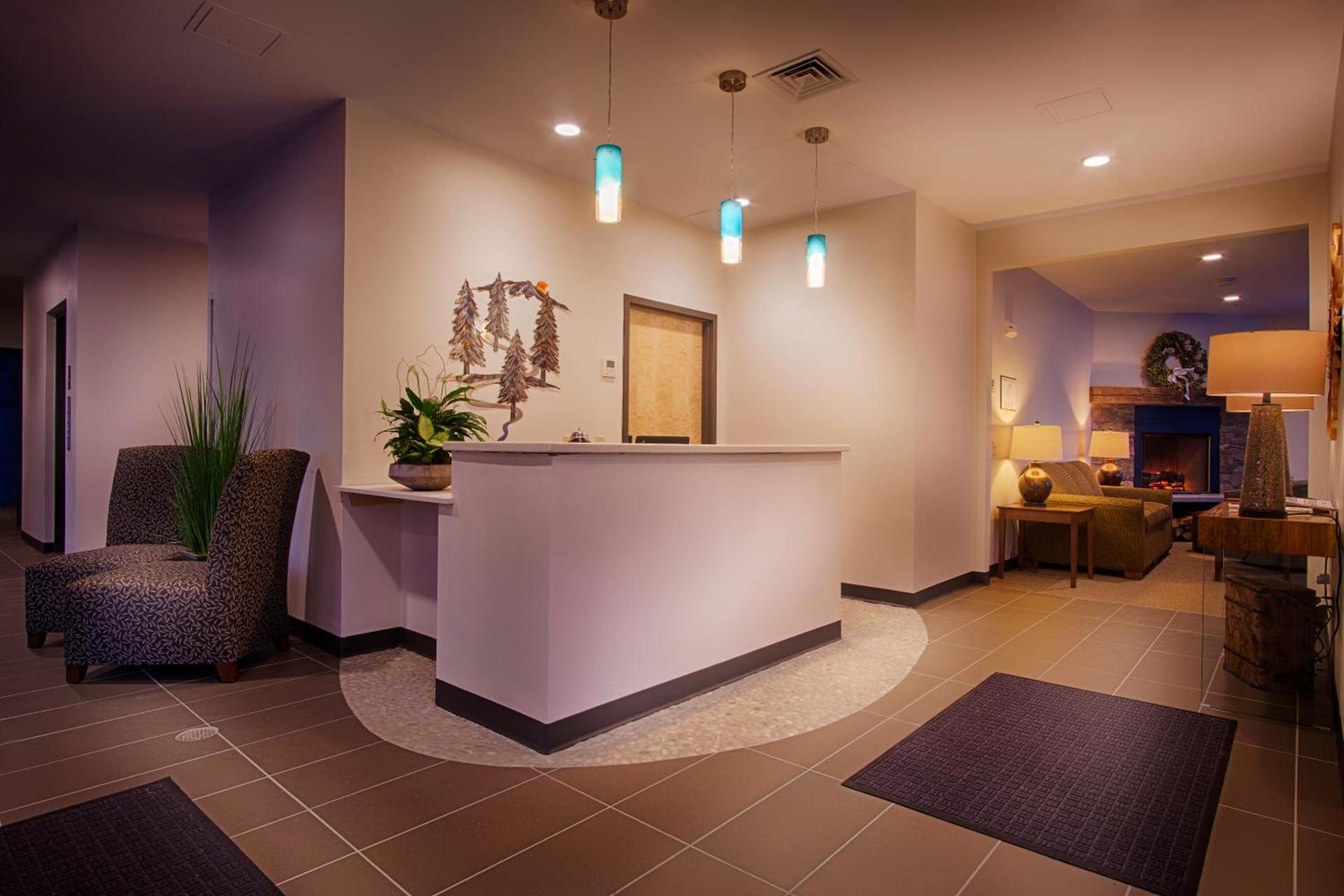 Sun & Ski Inn and Suites photo 41