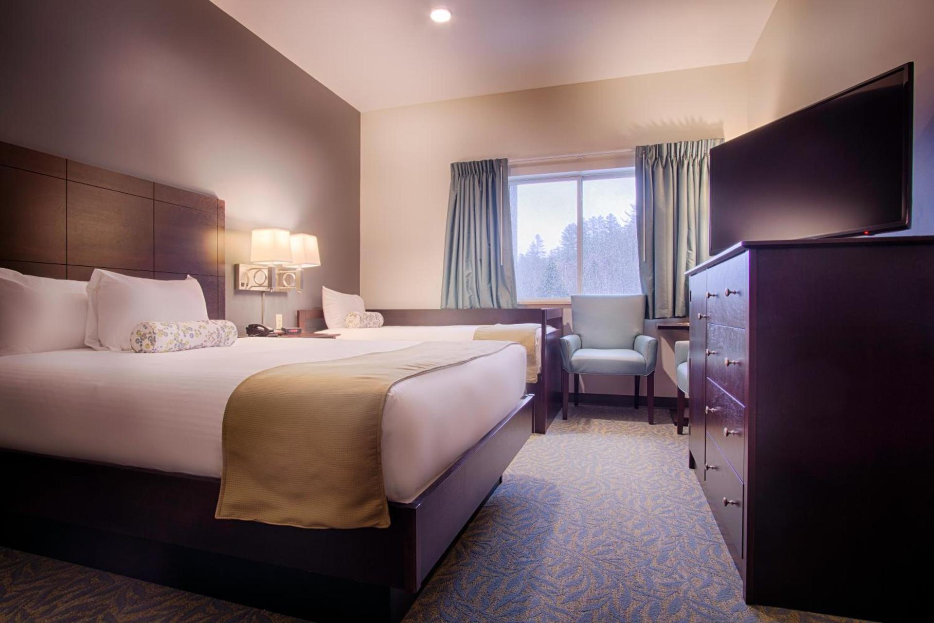 Sun & Ski Inn and Suites photo 40