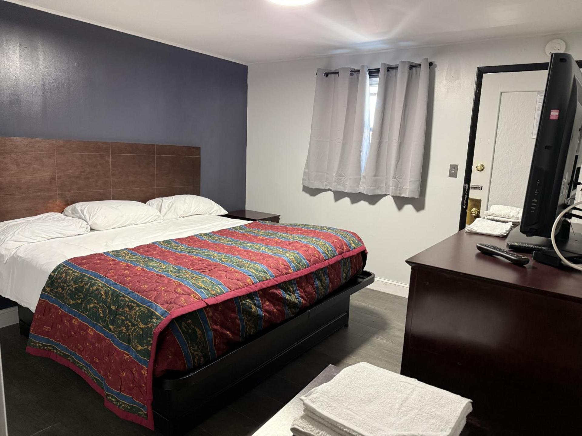 Budget Inn photo 7