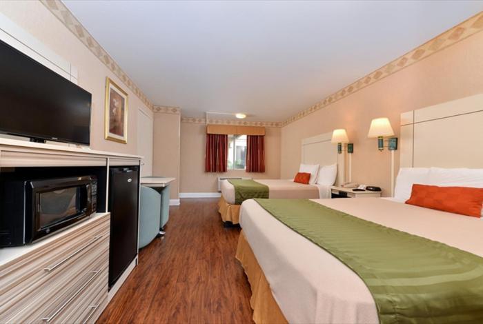 Americas Best Value Inn San Clemente Beach photo 13