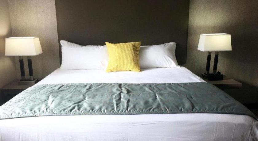 Arden Star Hotel photo 51