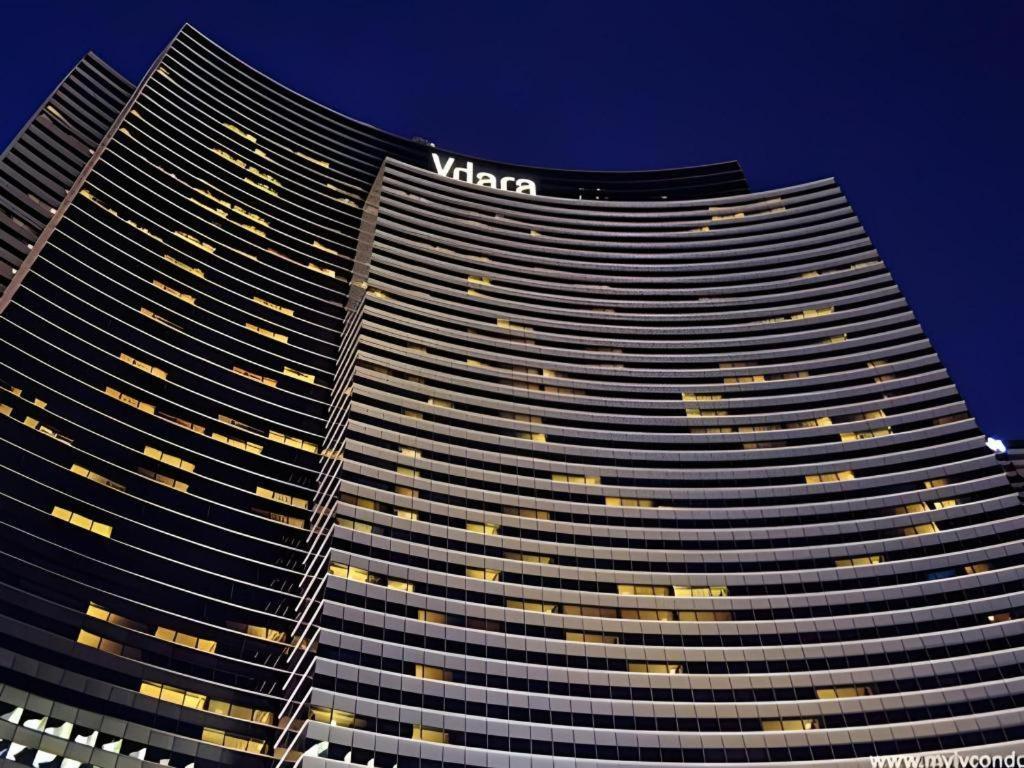 Luxury Suites International by Vdara photo 1