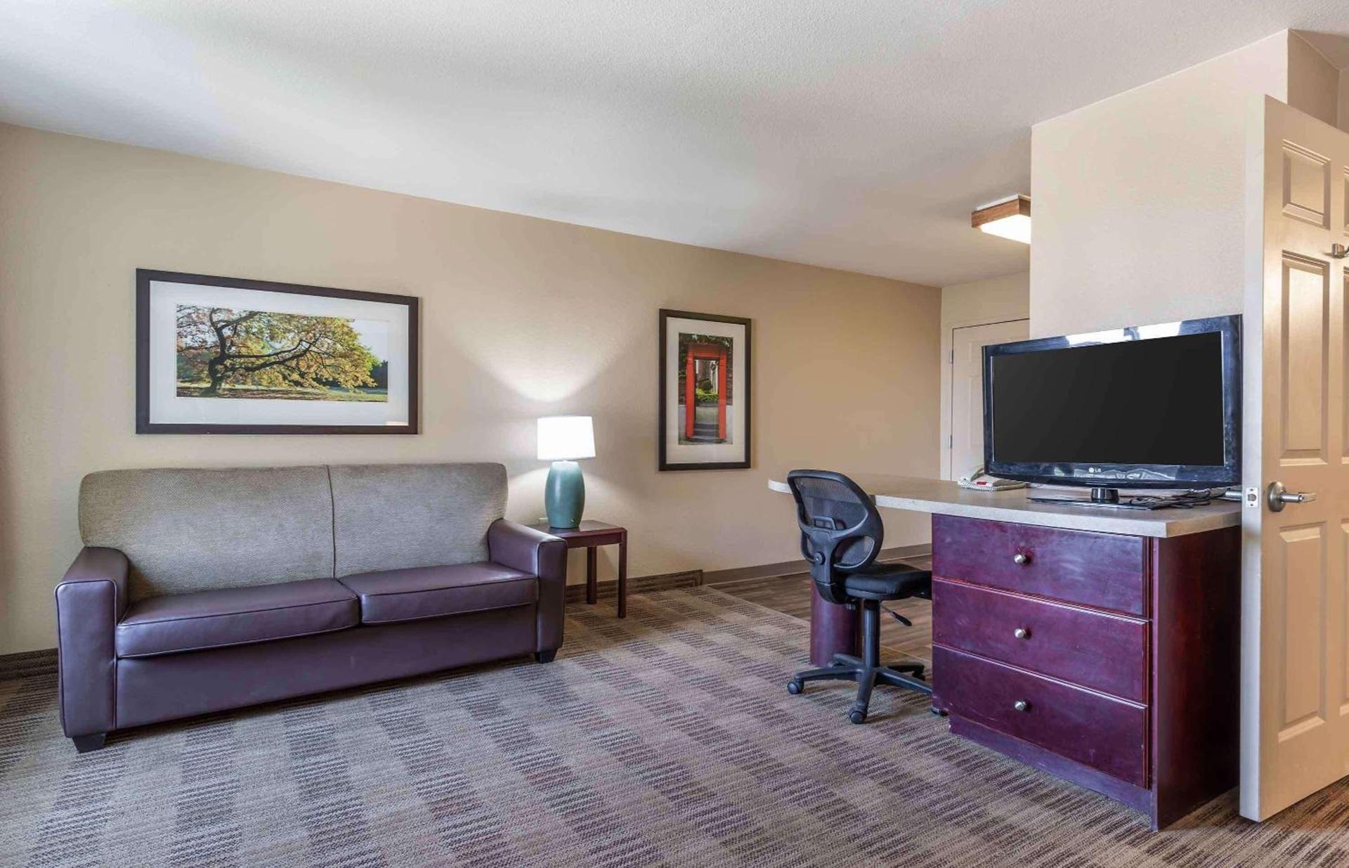 Extended Stay America Suites - Dallas - Plano photo 9