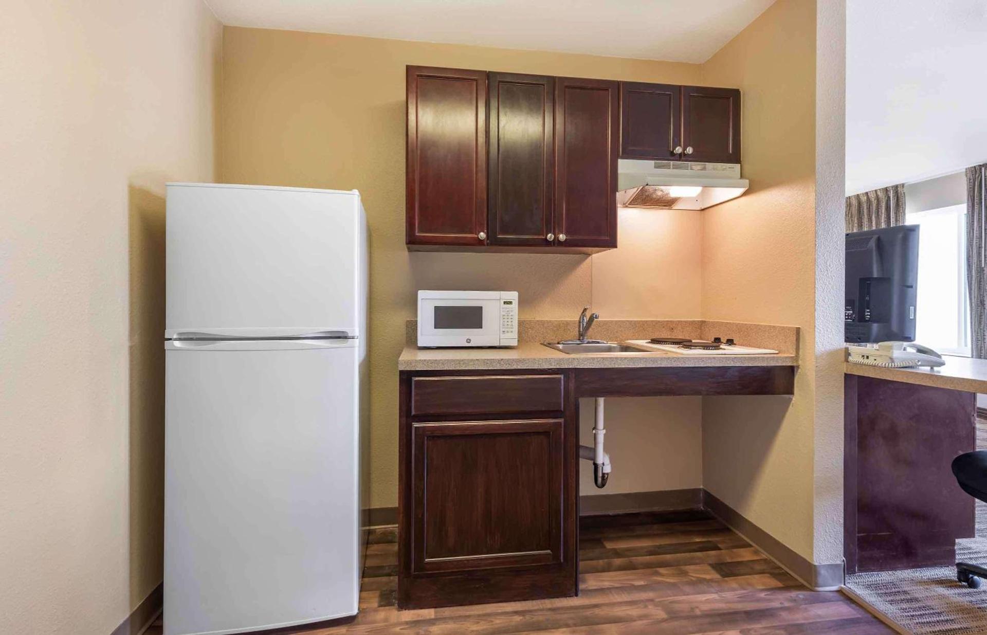 Extended Stay America Suites - Dallas - Plano photo 10