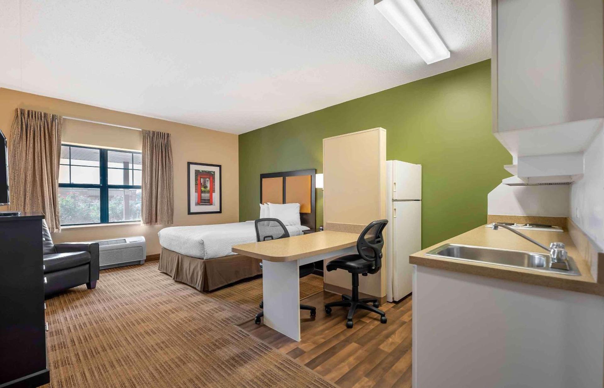 Extended Stay America Suites - Chicago - Itasca photo 9