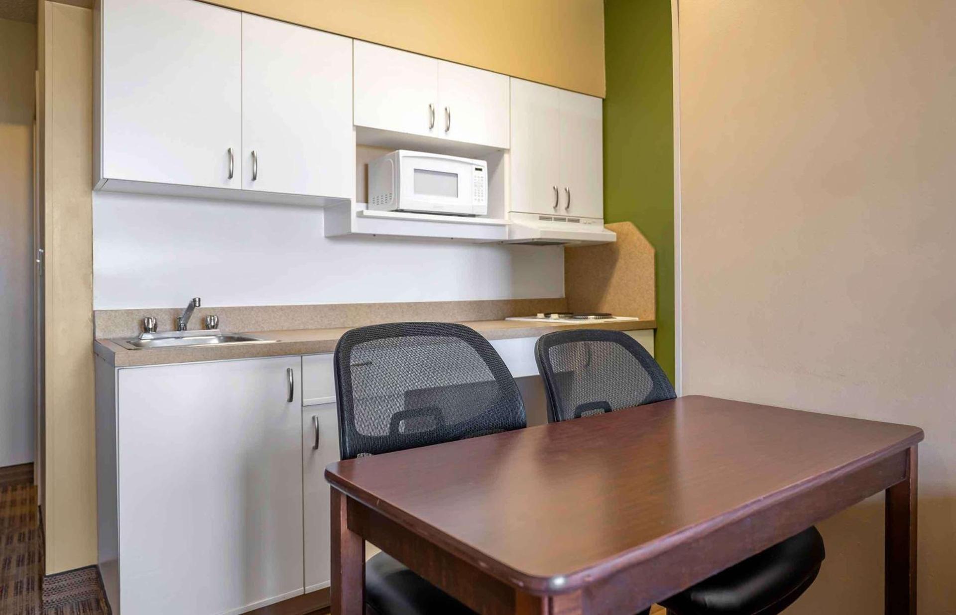 Extended Stay America Suites - Chicago - Itasca photo 15