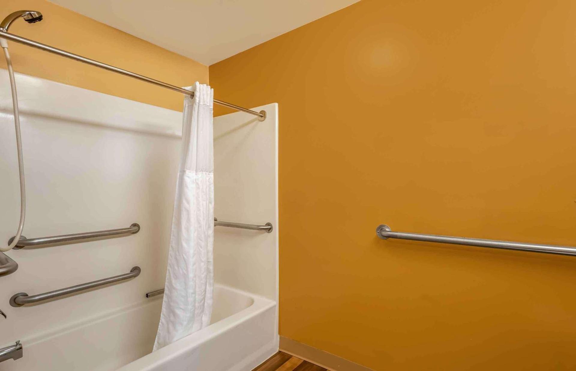 Extended Stay America Suites - Chicago - Itasca photo 13