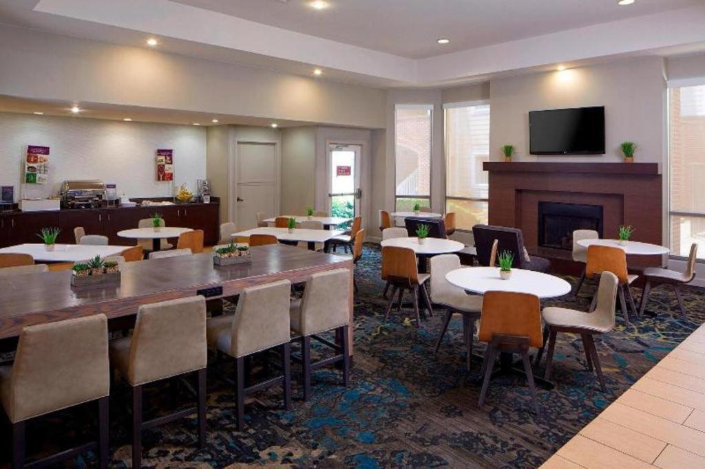 Residence Inn Atlanta Airport North/Virginia Avenue photo 27