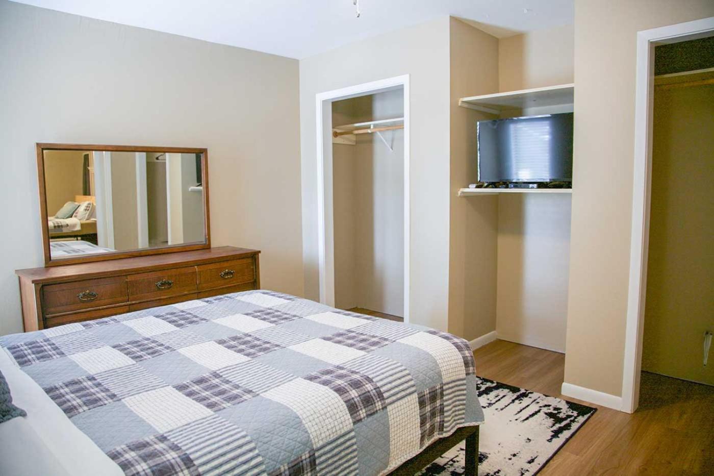 Shiner Country Inn photo 34