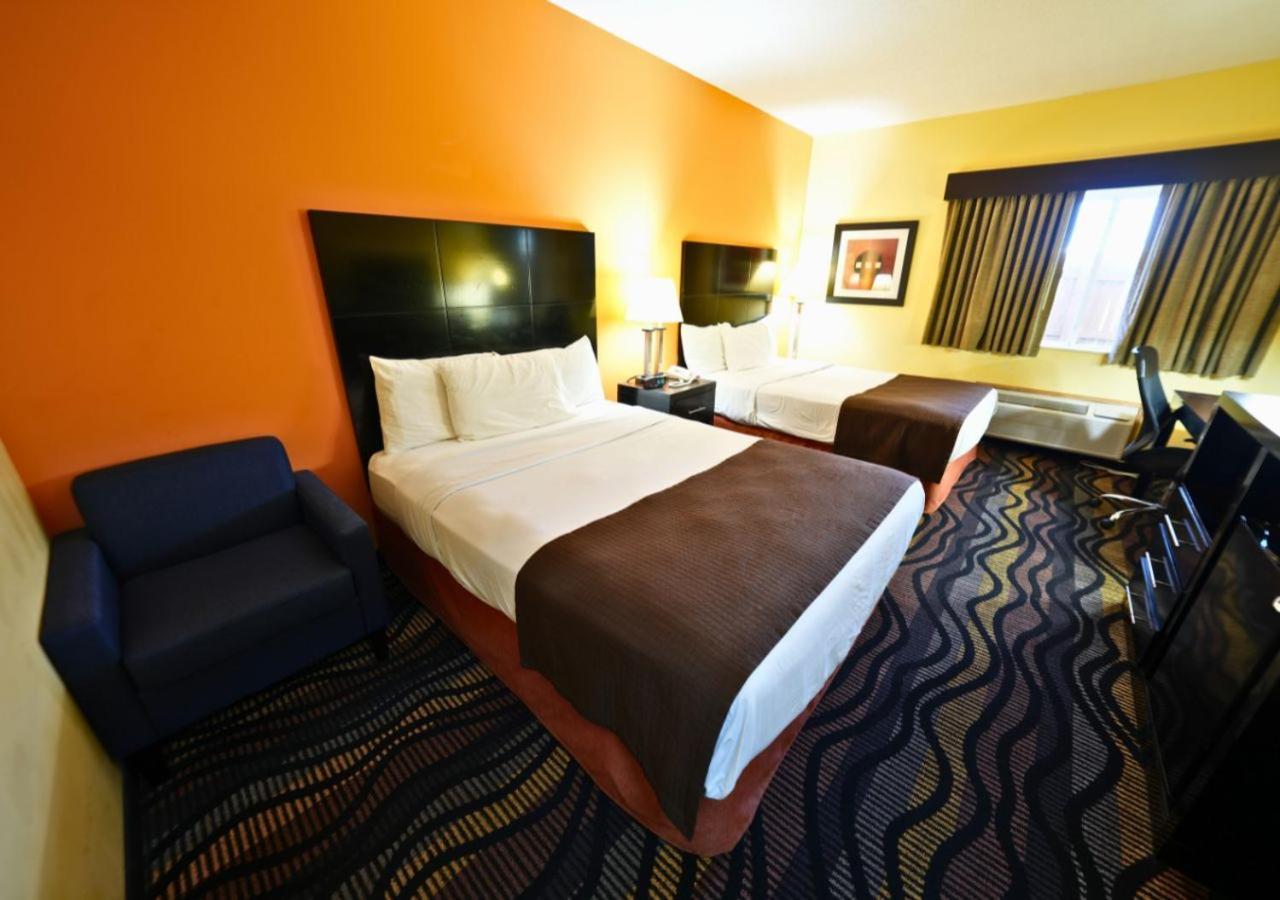 Rock Island Inn & Suites Streator , IL photo 22