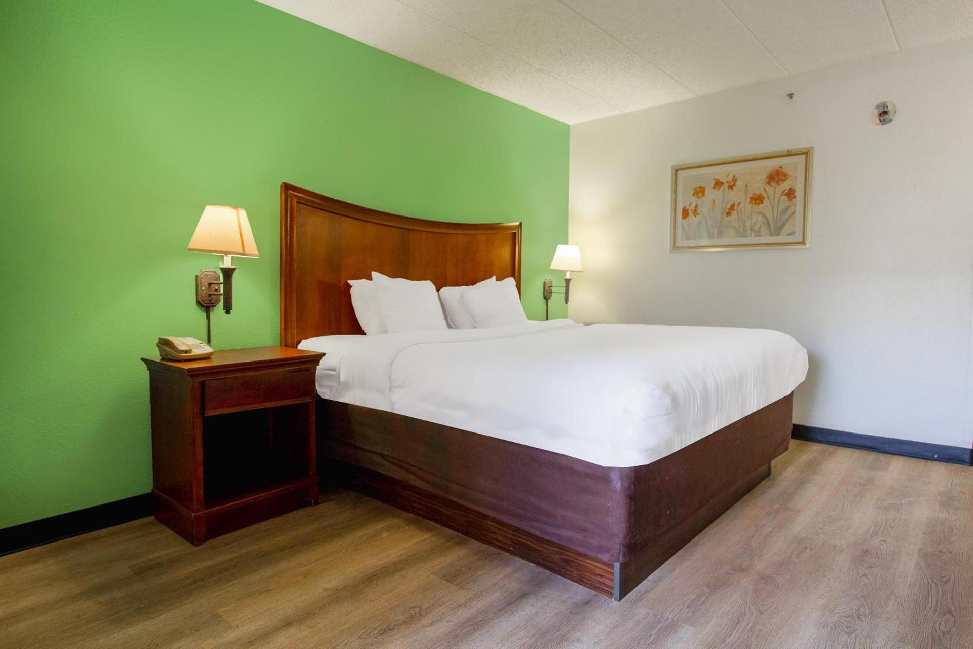 Tulsa Square Hotel Central, I-44 By OYO photo 68