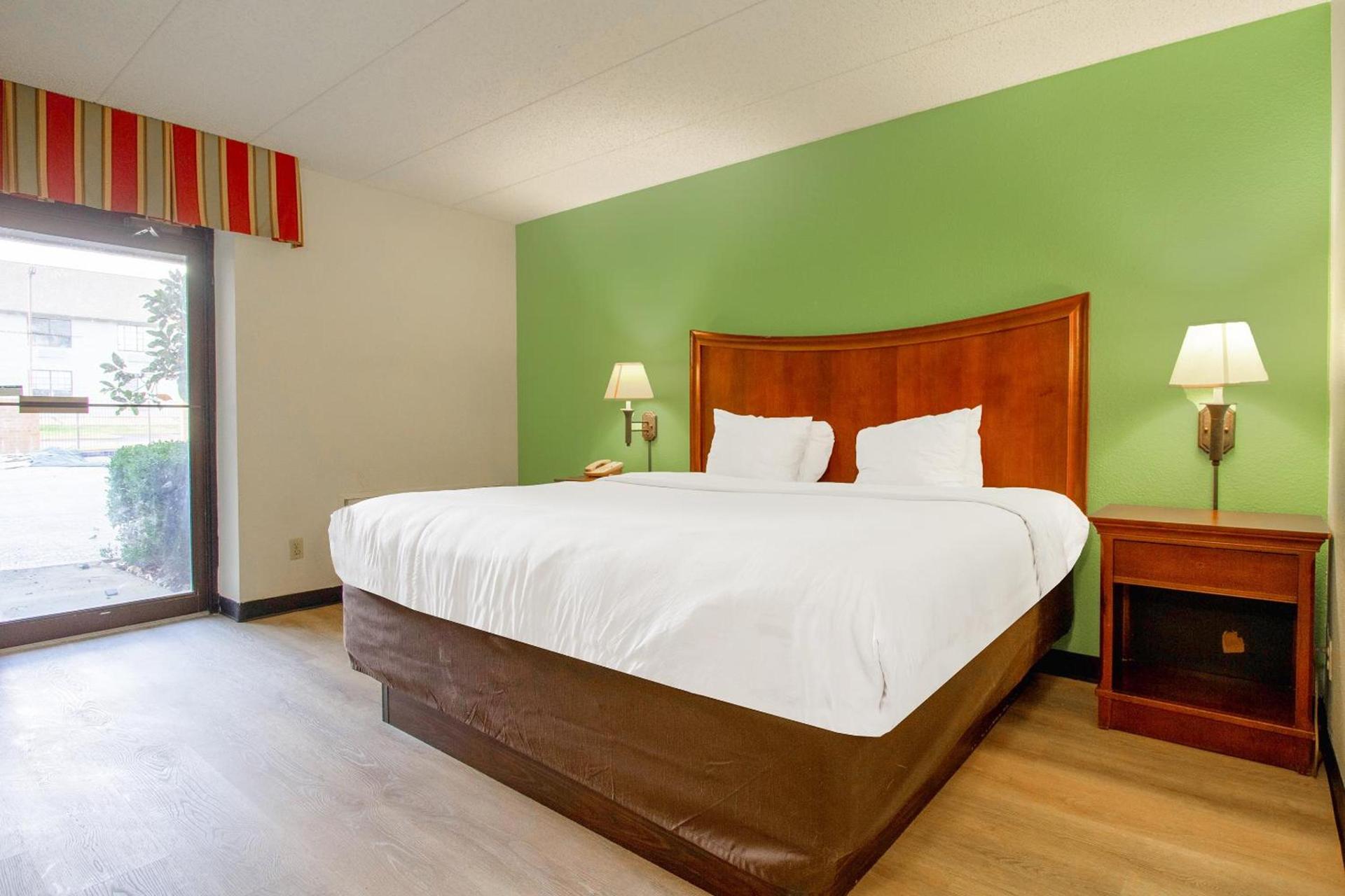 Tulsa Square Hotel Central, I-44 By OYO photo 67