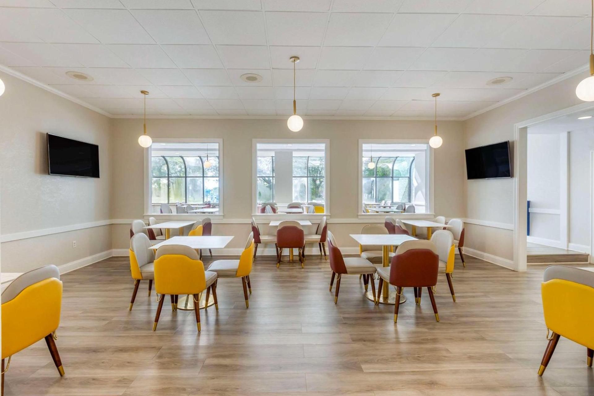 The Lux Hotel & Conference Center, an Ascend Collection Hotel photo 20