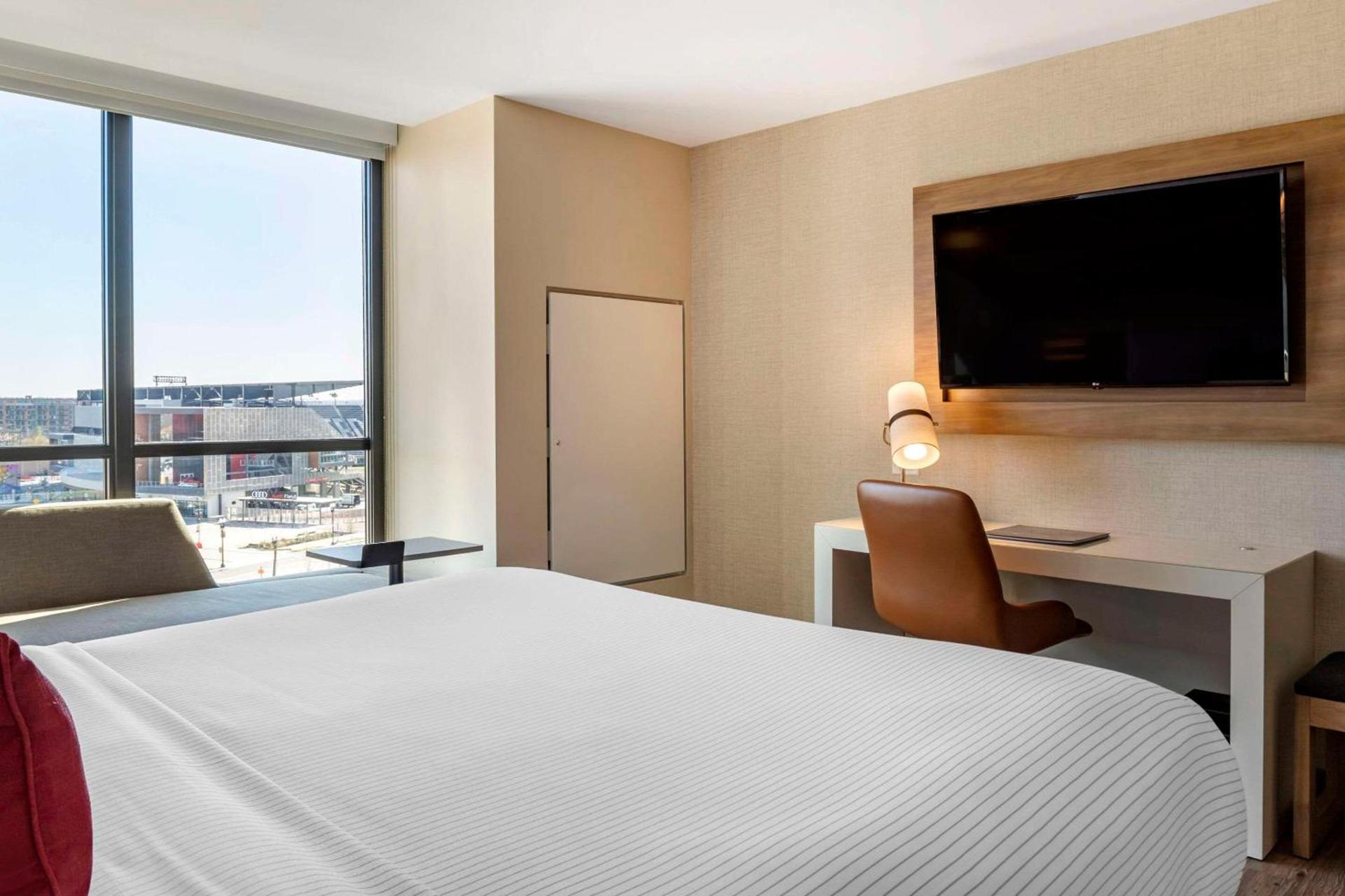 Cambria Hotel Washington DC Navy Yard Riverfront photo 22