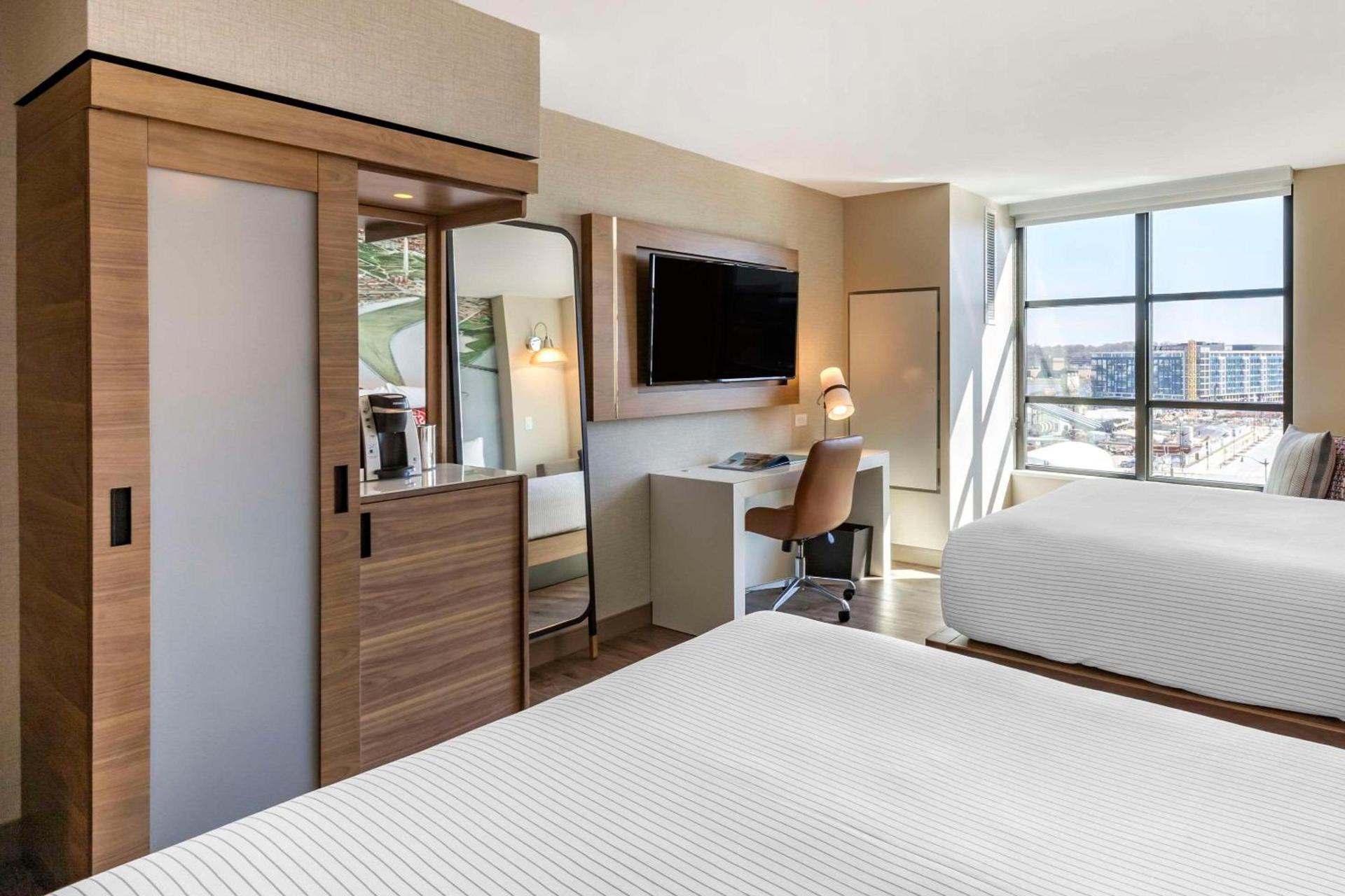 Cambria Hotel Washington DC Navy Yard Riverfront photo 27