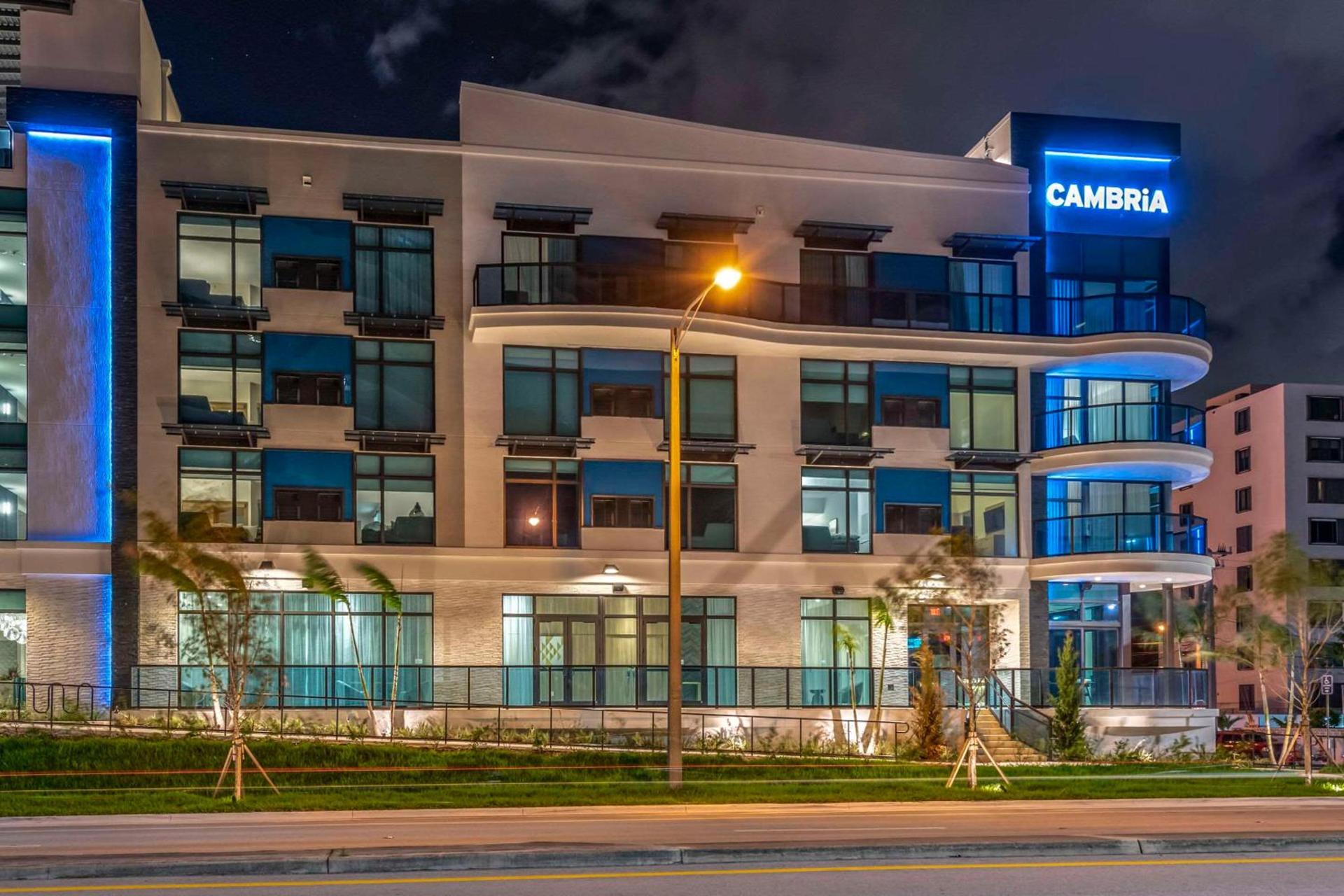 Cambria Hotel Fort Lauderdale Beach photo 2