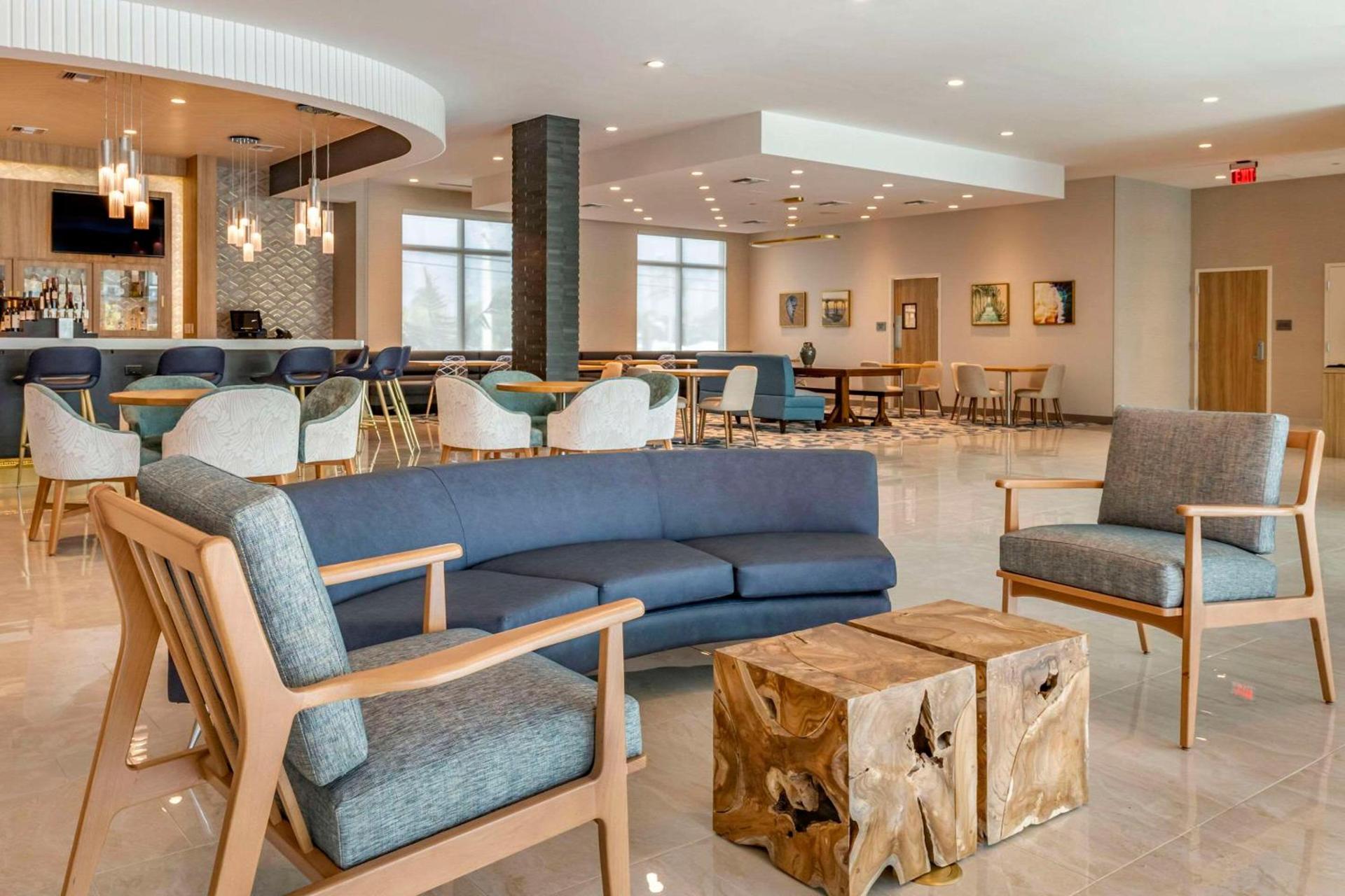 Cambria Hotel Fort Lauderdale Beach photo 6