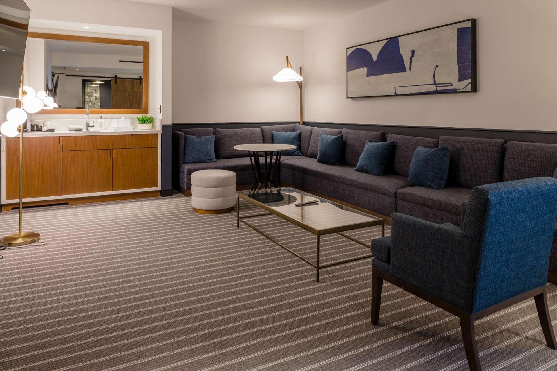 Cambria Hotel Boston Somerville photo 45