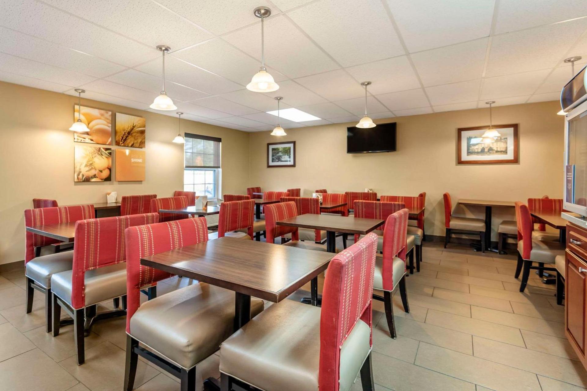 Comfort Inn Augusta photo 13