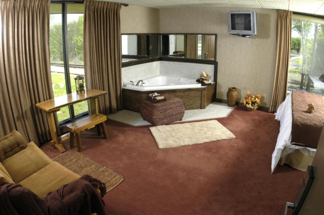 RiverBank Lodge photo 17