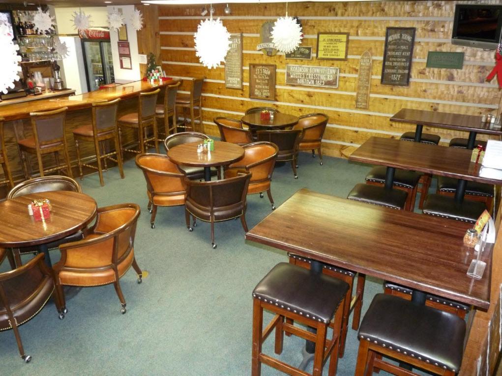 RiverBank Lodge photo 18