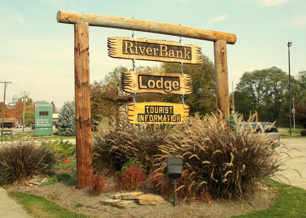 RiverBank Lodge photo 20