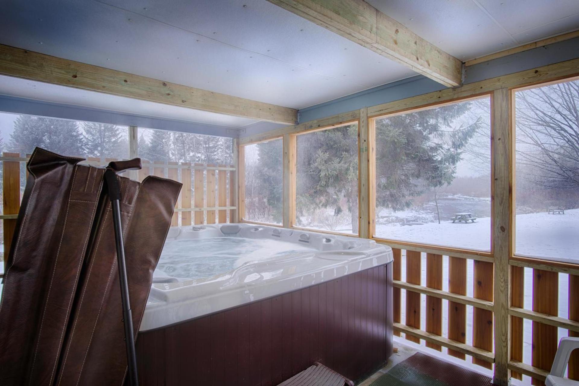 Sun & Ski Inn and Suites photo 26