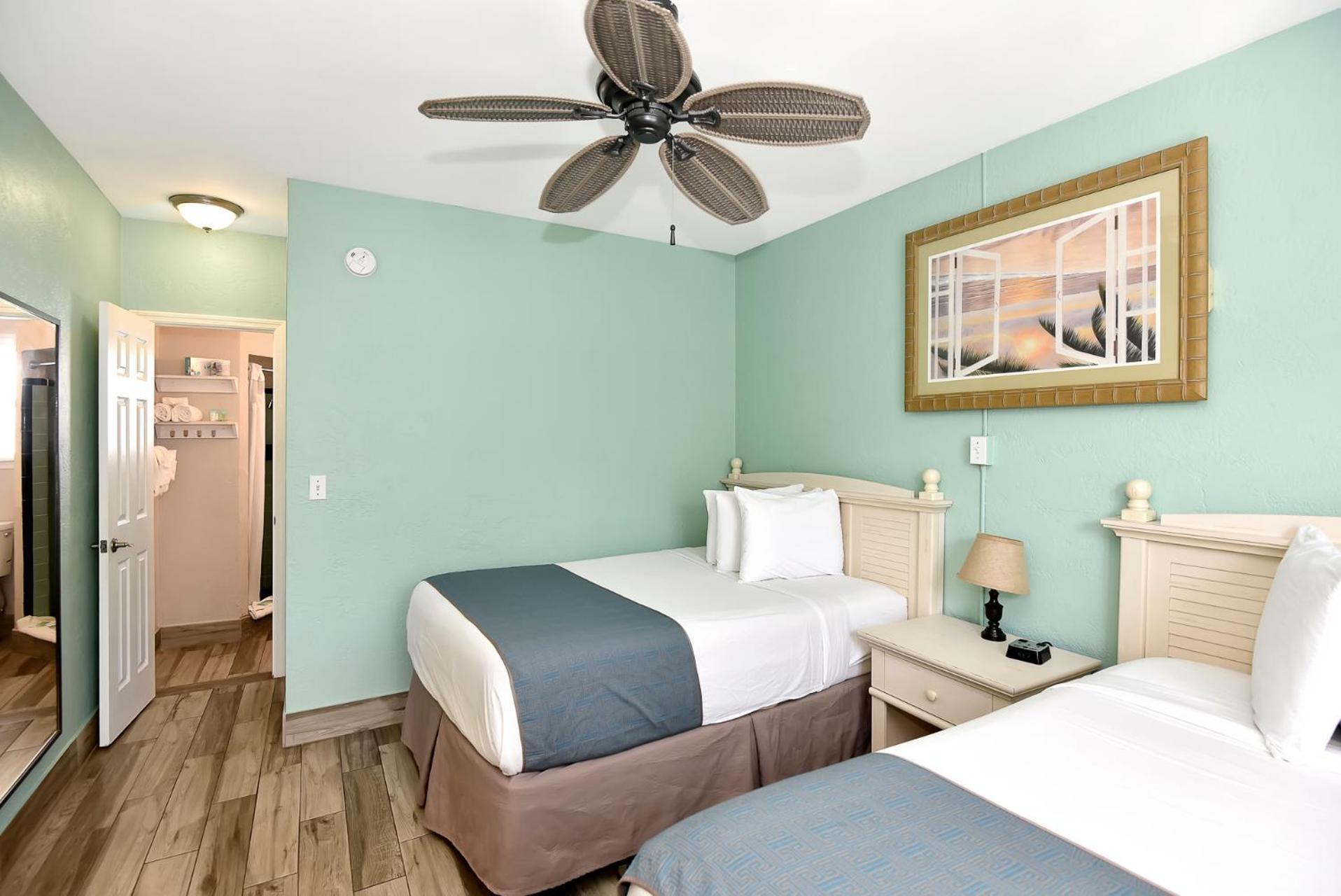 Shoreline Suites & Cabana Cottages – Beachfront photo 22